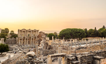 Fethiye Çıkışlı Günübirlik Efes Şirince Turu